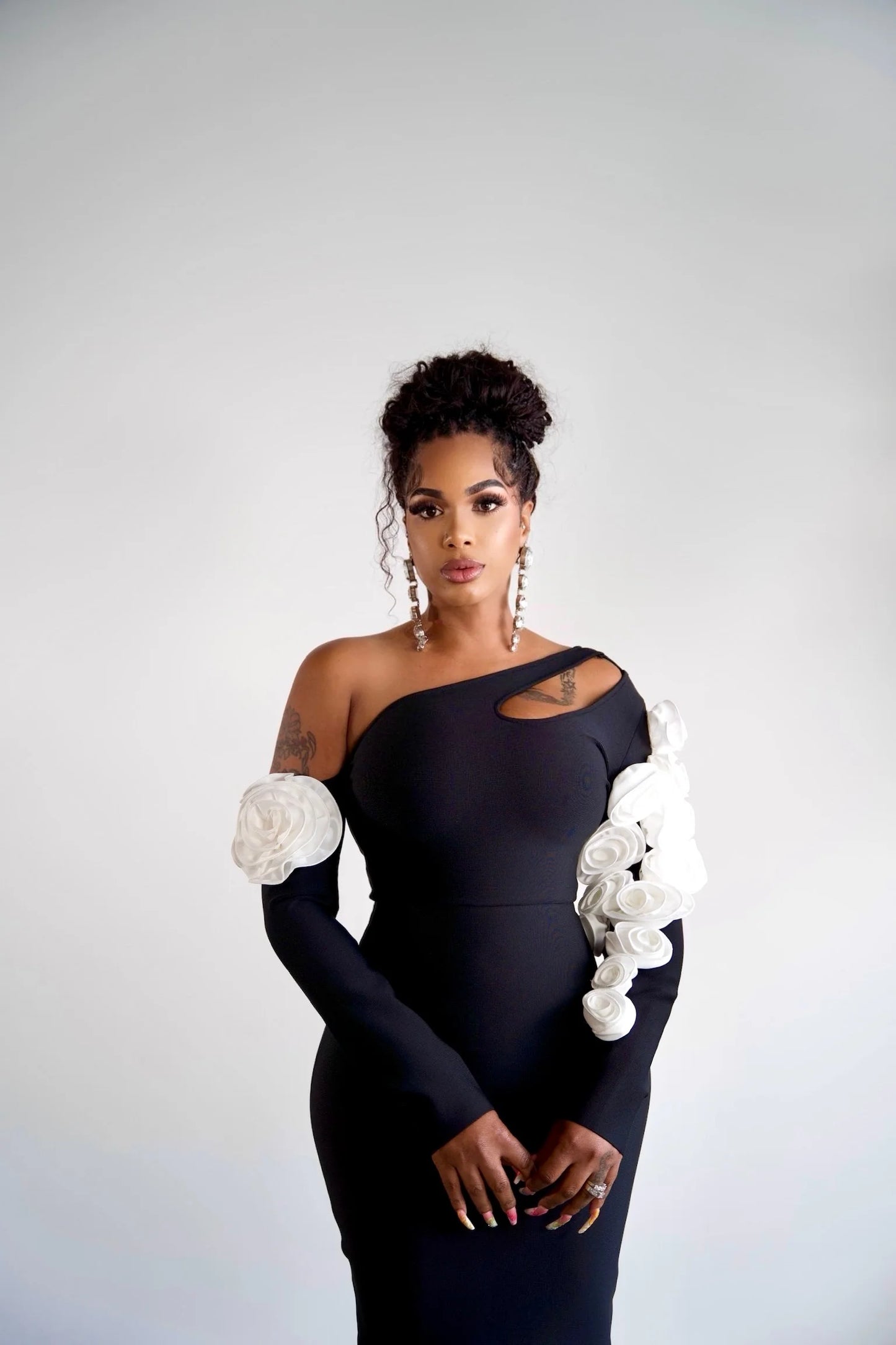 Cut-Out Asymmetrical Shoulder Long Sleeve Bandage Dress